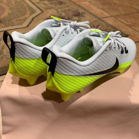 Nike Vapor Edge Speed 360 2 Volt Men's Football